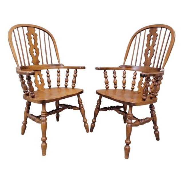 Vintage Victorian Style Windsor Dining Chairs by Nichols and Stone - Set of 8 For Sale In Chicago - Image 6 of 12