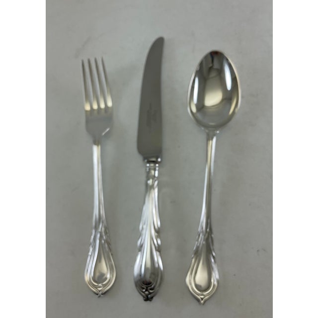 New 1980s Complete Cutlery Set for 12, Including Fish Eaters & Serving Pieces, 132 Pcs, Lily For Sale - Image 12 of 18
