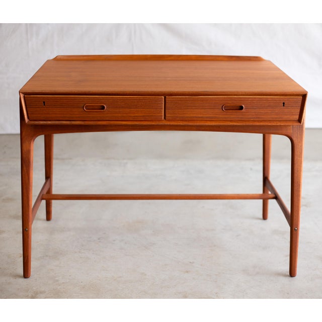 Wood Svend Åge Madsen "Model 200" Teak Desk for Sigurd Hansen, Denmark, 1958 For Sale - Image 7 of 10