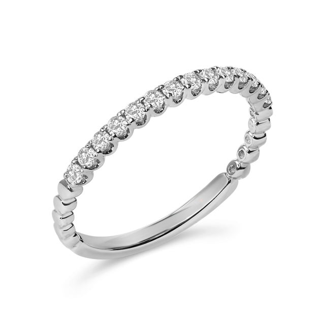 Contemporary 14K White Gold 1/4 Cttw Round Diamond Prong Set Wedding Band - Size 5.5 For Sale - Image 3 of 7