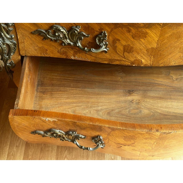 Brown Louis XV Style Marquetry Bombé Commode with Marble Top, 1800s For Sale - Image 8 of 18