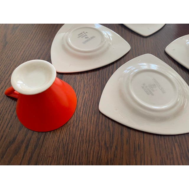1930s Art Deco Salem Tricorne Streamline Mandarin Orange Cups and Saucers - Set of 4 For Sale - Image 4 of 11