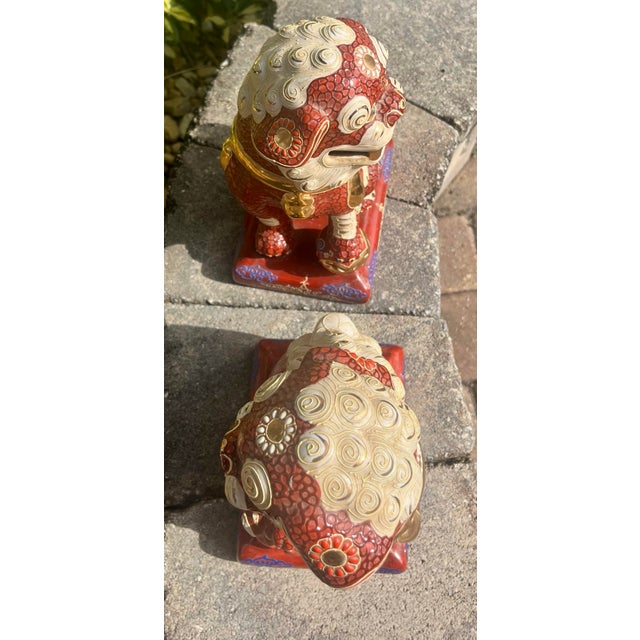 Pair of Vintage Japanese Kutani Porcelain Foo Dog Statues For Sale - Image 9 of 12