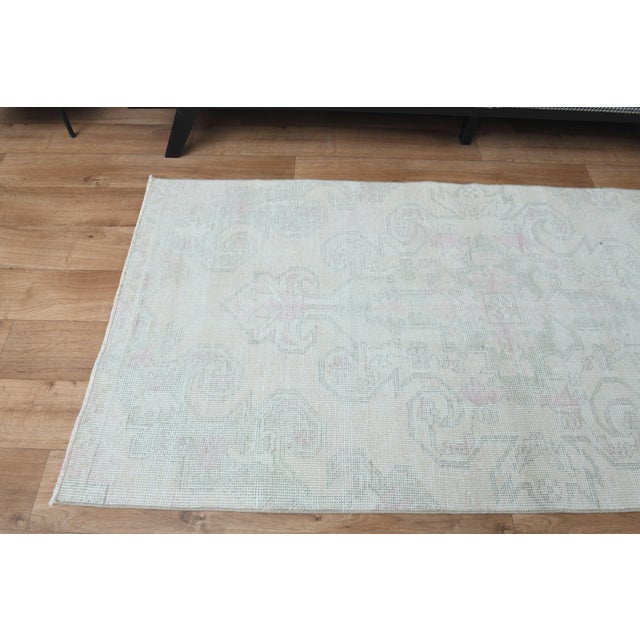 1970s Vintage Handmade Wool Cotton Turkish Beige Area Rug For Sale - Image 10 of 11