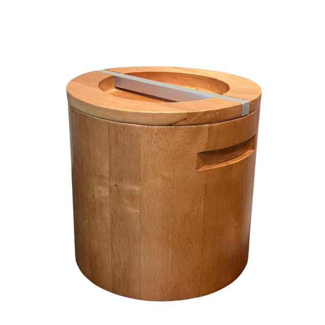 Late 20th Century Vintage Mid-Century Modern Wooden Ice Bucket | Scandinavian Teak or Maple Barware With Metal Handle Lid For Sale - Image 5 of 11