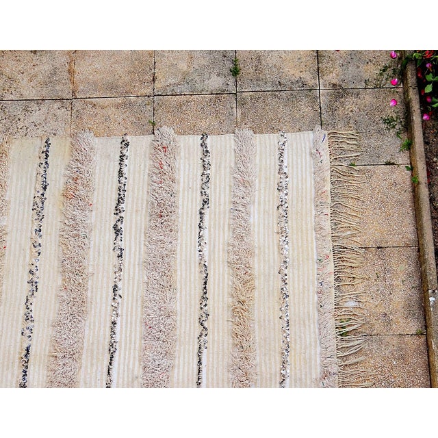 Moroccan Berber Handira Rug in Wool with Sequins, 1970s For Sale - Image 4 of 15