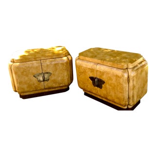 Late 20th Century Henredon "Circa East" Nightstands - A Pair For Sale