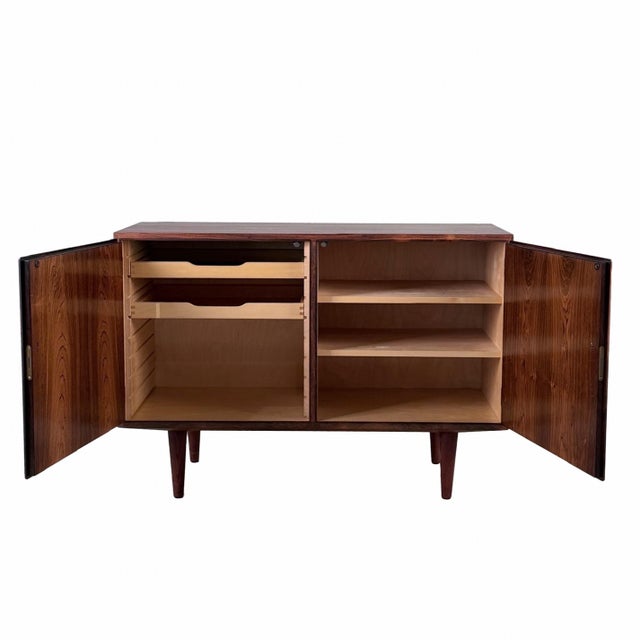Mid-Century Modern Vintage Danish Rosewood Cabinet For Sale - Image 3 of 8
