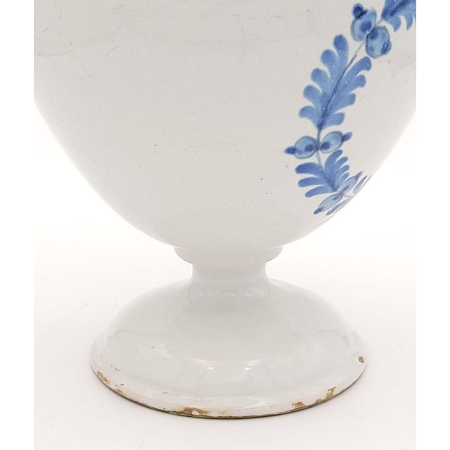 Faïence Pharmacy Jar, France, 18th Century or Earlier For Sale - Image 11 of 11