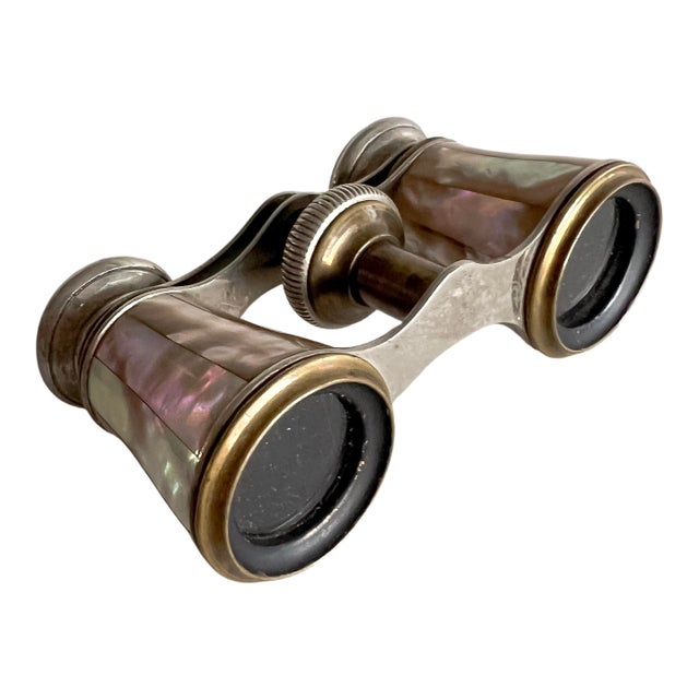 Early 20th Century French Sportiere Mother-of-Pearl Opera Glasses, Paris For Sale