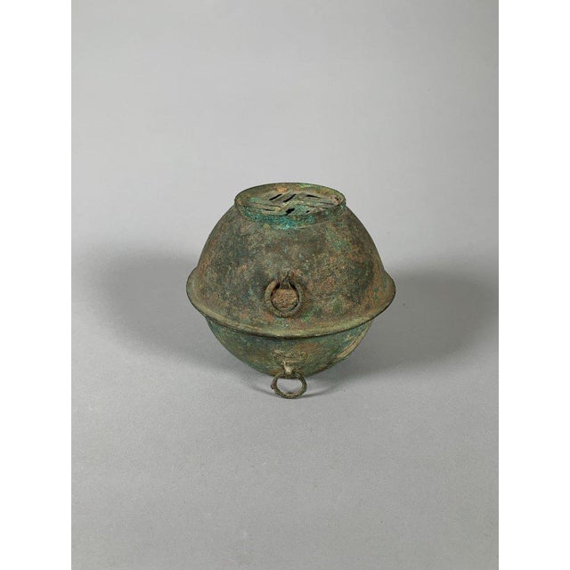 Bronze Offering Steamer, Han Dynasty, 206 BC-220 AD, Chinese Archaeology For Sale - Image 6 of 12