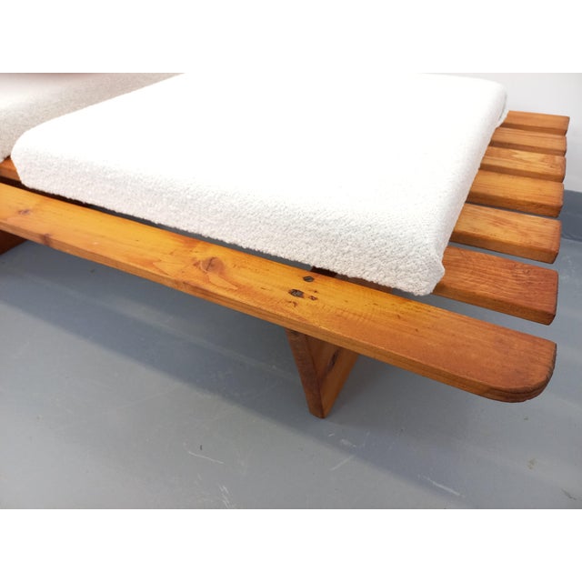Tan Vintage Benches in Pine and Bouclé Fabric in the style of Charlotte Perriand, 1960s, Set of 2 For Sale - Image 8 of 18