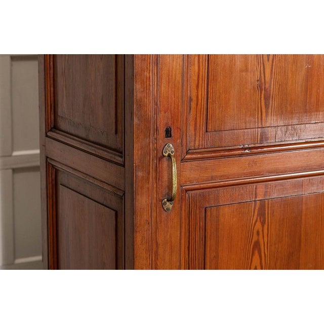 19th Century English Pine Housekeepers Cupboard, 1890 For Sale - Image 13 of 18
