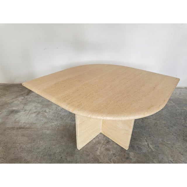 1970s Mid-Century Modern Model Teardrop Coffee Table in Travertine, 1970s For Sale - Image 5 of 9