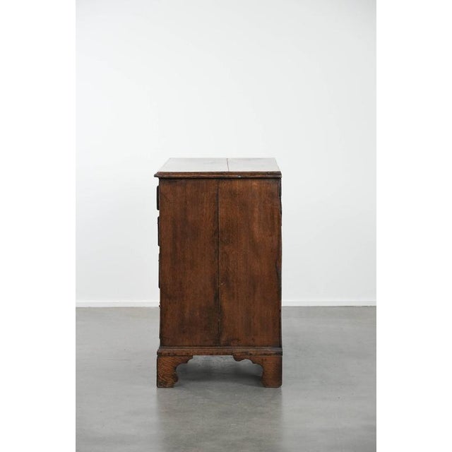 Antique English Oak Chest of Drawers, 18th Century For Sale - Image 5 of 18