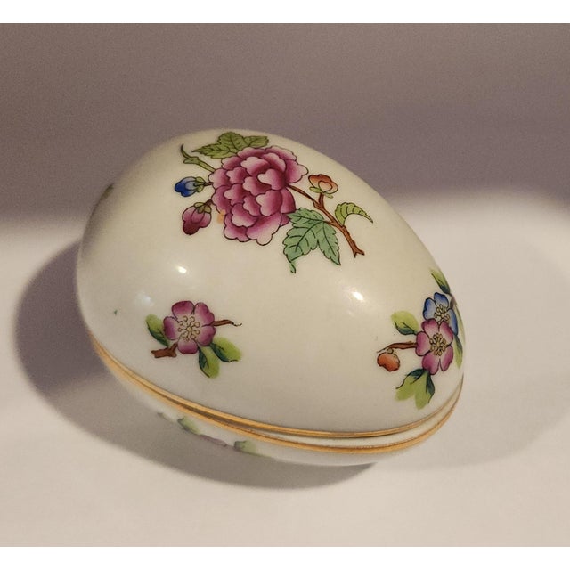 Herend Mid 20th Century Herend Egg Porcelain Trinket For Sale - Image 4 of 11