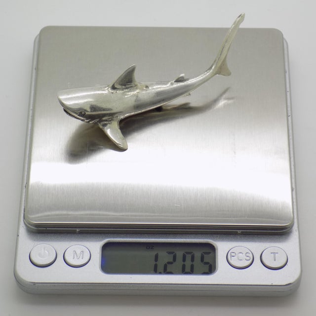 Vintage Italian Handmade Genuine Silver Large Shark Figurine Sculpture, Made in Tuscany (Arezzo) For Sale - Image 9 of 10