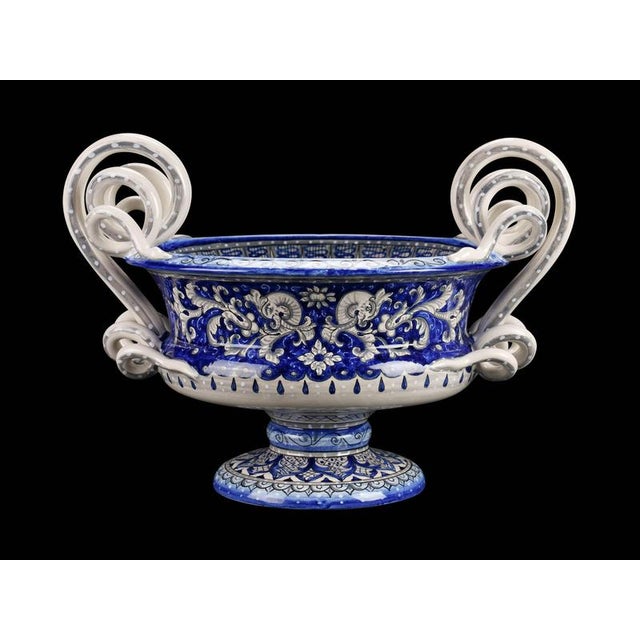 Cerium oxide, grey, deruta blue dolphins vase by deblona dimensions: w 42 x d 30 x h 27 cm. Materials: ceramic. Colors:...