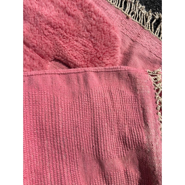 Contemporary Pink Moroccan Mrirt Wool Rug For Sale - Image 10 of 10
