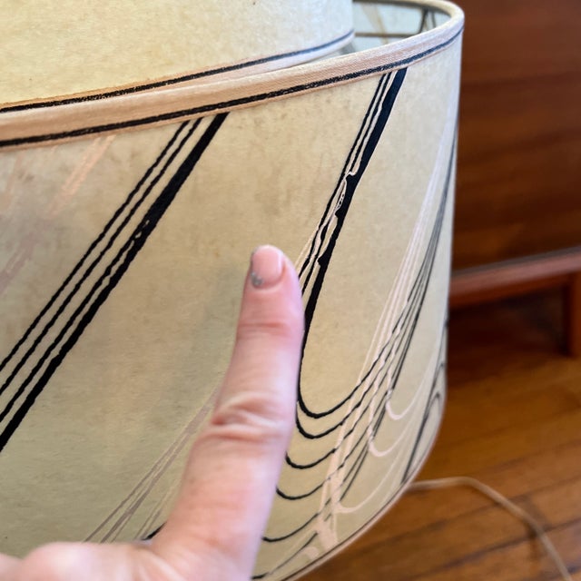 1950s Mid-Century F.A.I.P. Original Table Lamp With Original Shade For Sale - Image 5 of 12