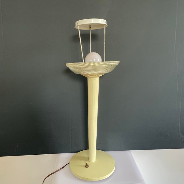 1960s Vintage GeraldThurston for Lightolier Mid Century Table Lamp For Sale - Image 5 of 6