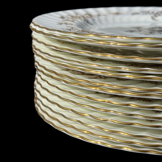 Mid-Century Modern Vintage Minton Marlow Gold Pattern MCM Bone China Dinner Plates - Set of 13 For Sale - Image 3 of 6