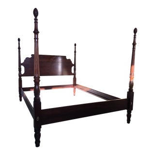 Statton Trutype Americana Centennial-C Solid Cherry Queen Bed With Pineapple Stanchions For Sale