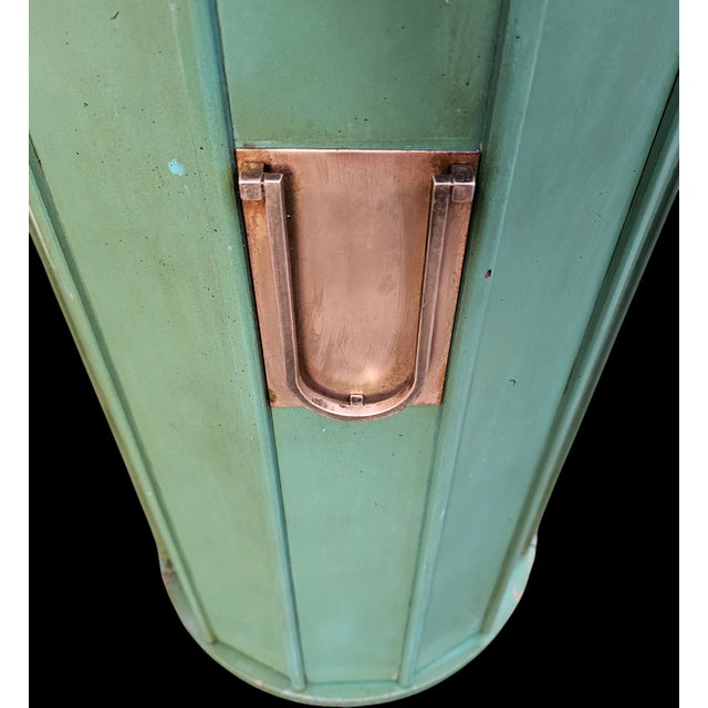 Mid-Century Modern Vintage Hickory Manufacturing Company Cylindrical Pedestal Bar Cabinet For Sale - Image 3 of 8