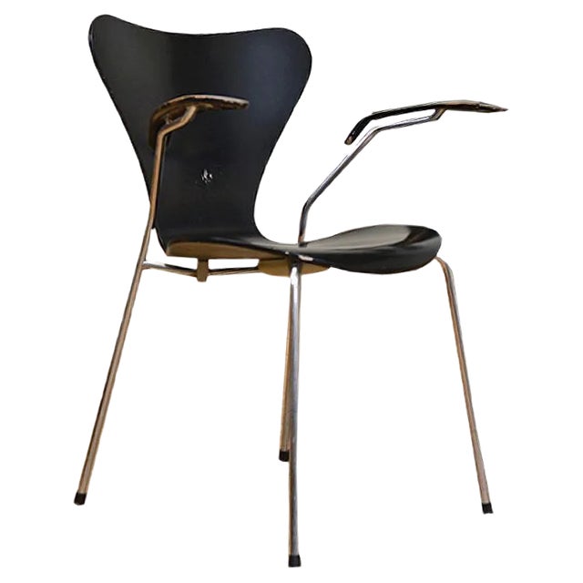 Model 3207 Chair by Arne Jacobsen for Fritz Hansen, 1955 For Sale