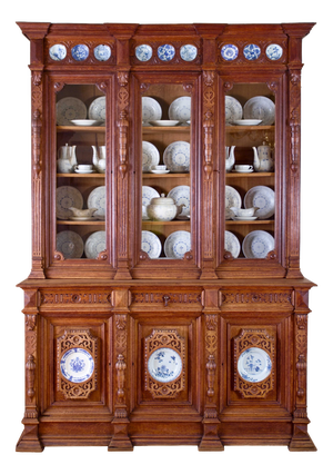 19th Century Neo-Renaissance Monumental Manor-House Display Cabinet with Integrated Porcelain Plates