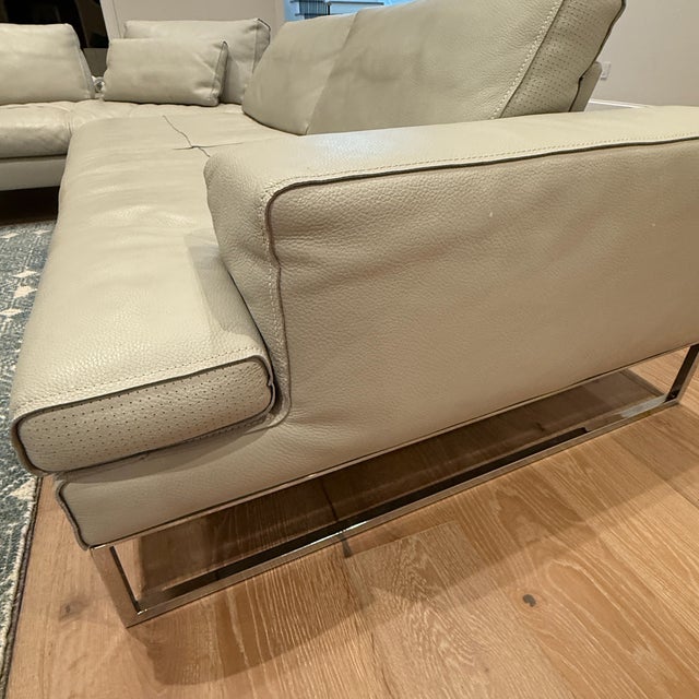 Gamma Sunset Italian Leather Sectional For Sale - Image 4 of 9