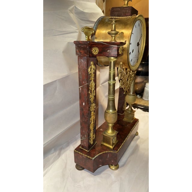 Early 19th Century Early 19th Century French Bronze & Red Marble Portico Mantel Clock by Lucin a Paris For Sale - Image 5 of 12