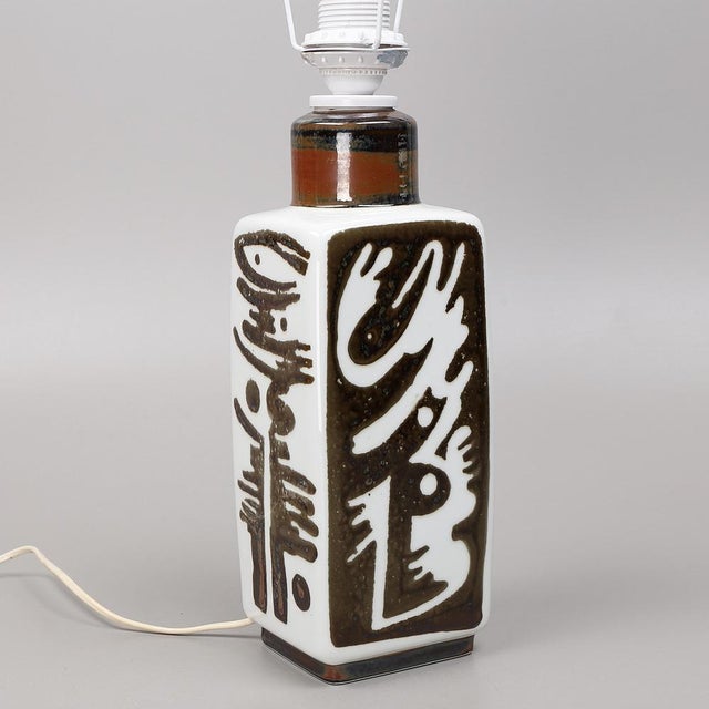 Carl Harry Stålhane table lamp model 'Orient' for Rorstrand Sweden 1960 Good condition This piece has an attribution mark,...