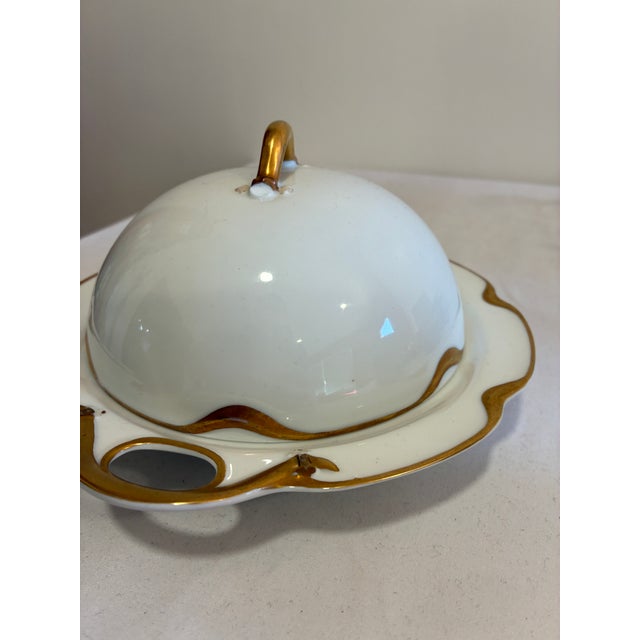 Art Nouveau Early 20th Century Haviland & Co. Limoges Gold Gilt Domed Butter Dish For Sale - Image 3 of 11