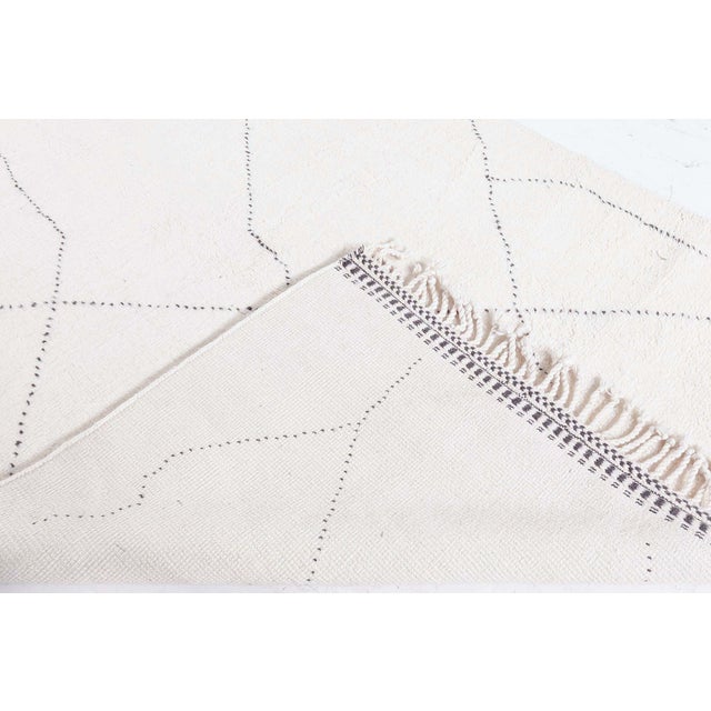 Early 21st Century Geometric Modern Handmade Wool Rug In Ivory "labyrinth" by Doris Leslie Blau For Sale - Image 5 of 8