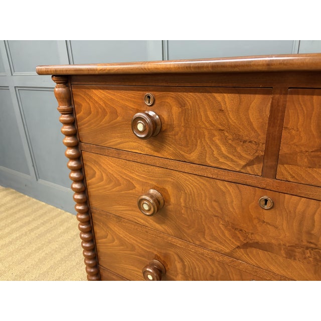 Mid 19th Century Victorian Mahogany Chest of Drawers, 1860 For Sale - Image 5 of 16