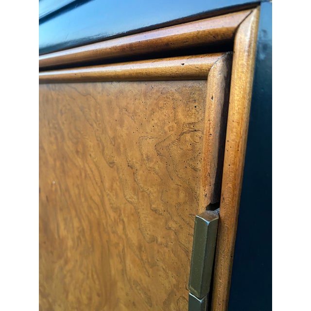 Vintage Chin Hua Asian Hollywood Regency Burled Credenza Sideboard for Century Furniture For Sale - Image 9 of 14