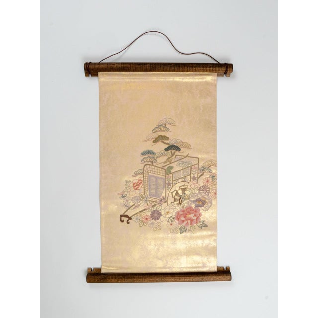 The imperial carriage in a garden of gold. The most botanically rich piece in the Renaras collection. The Goshoguruma-Kiku...
