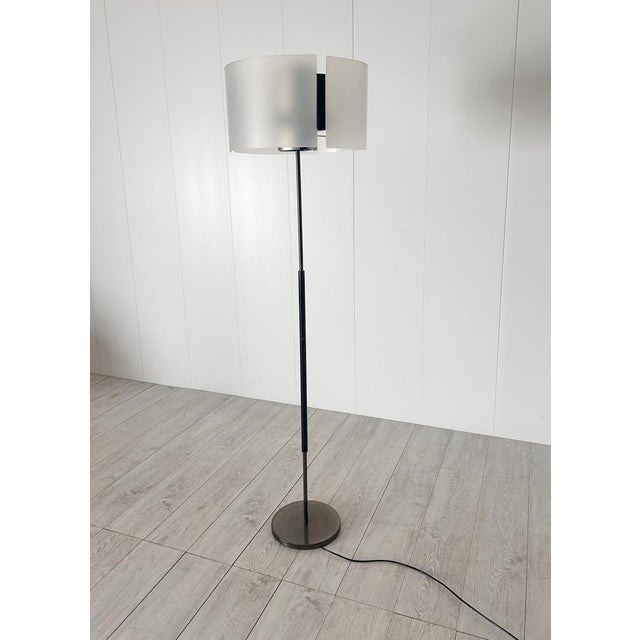 Floor Lamp by Giuseppe Ostuni for Oluce, 1950s For Sale - Image 5 of 18