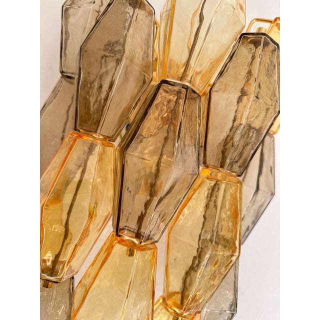 Mid-Century Modern Contemporary Amber and Fumè “Poliedri” Murano Glass Wall Sconce in Venini Style For Sale - Image 3 of 7