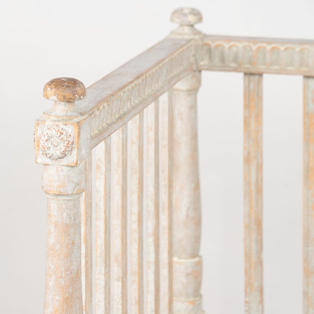 19th Century Swedish Gustavian Gray Painted Bench For Sale - Image 4 of 14