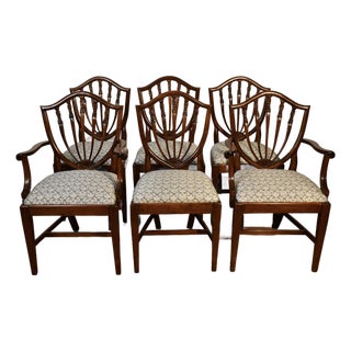 1920 Antique English Solid Walnut Shield-Back Set of Six Dining Chairs For Sale
