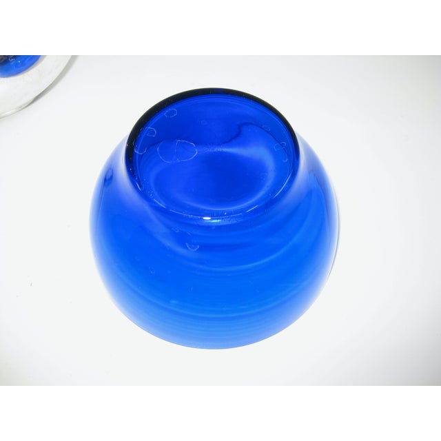 Mid-Century Modern 1950s Vintage Mid-Century Modern Birds Sterling Silver Mayonnaise Bowl With Cobalt Color Glass Liner Bowl For Sale - Image 3 of 10