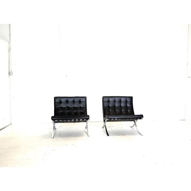 Ludwig Mies van der Rohe Leather Barcelona Chairs by Ludwig Mies van der Rohe for Knoll Inc., Set of 2 For Sale - Image 4 of 17
