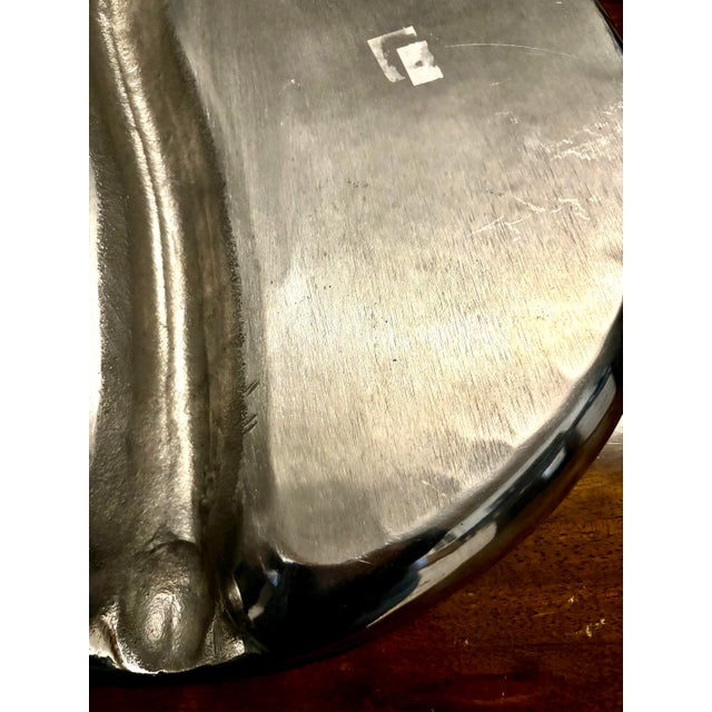 Vintage 1970s Old Town Imports Large Palm Tree Aluminium Platter for Coastal Seaside Decor For Sale - Image 9 of 10