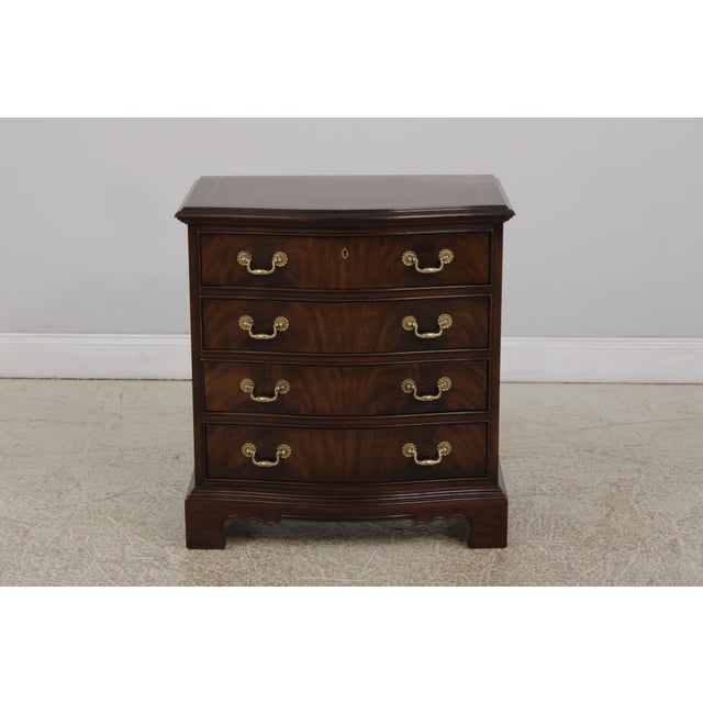 Traditional Pair of Drexel Heritage Heirlooms Mahogany Chests For Sale - Image 3 of 14
