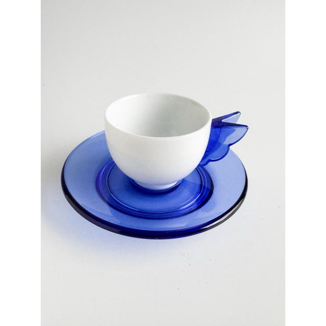 Late 20th Century Vintage Guzzini Espresso Cups and Saucers – Set of 6 – Blue & White – New in Box – Italian Modern Design For Sale - Image 5 of 12