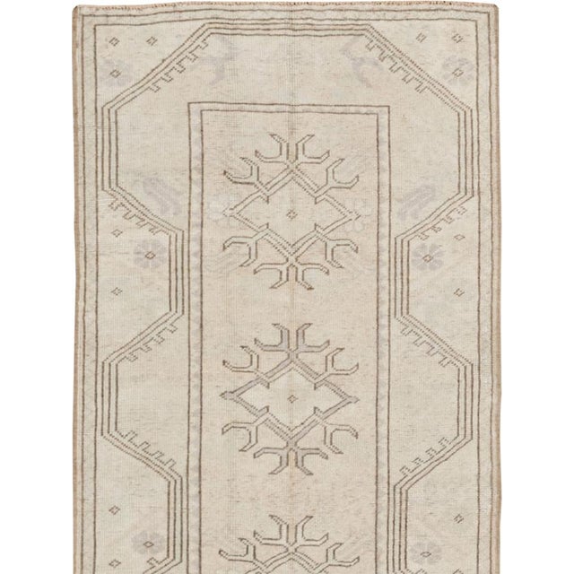 Rustic Galerie Shabab Collection Mid-20th Century Turkish Anatolian Long Runner For Sale - Image 3 of 10