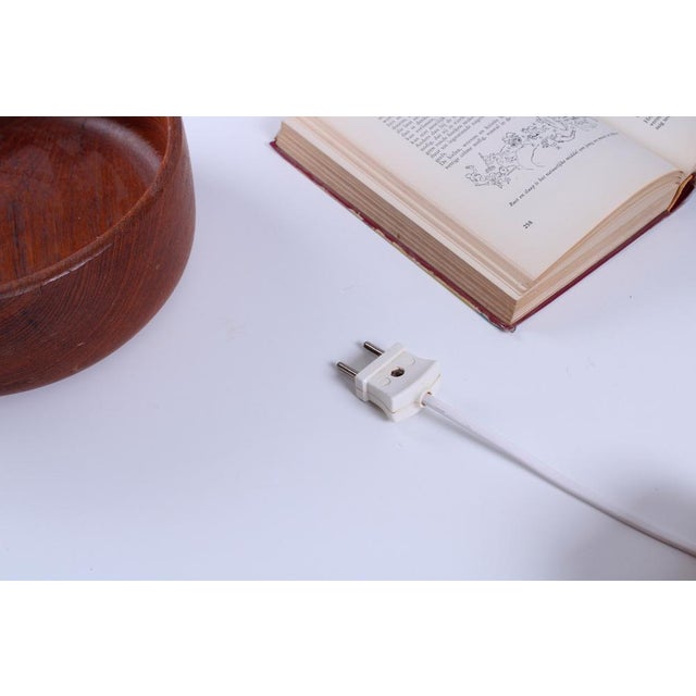 Ufo Shaped Baby Blue Table Lamp in Metal by Nedalo, 1950s For Sale - Image 15 of 18