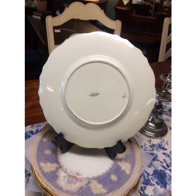 Rococo 1910s English Porcelain Dinner Plates, Cauldon China, Set of Six For Sale - Image 3 of 12
